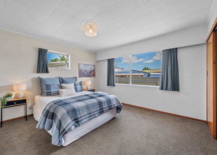  at 27 Southwark Avenue, Tamatea, Napier