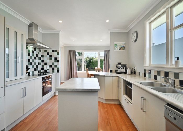  at 700 Frederick Street West, Mahora, Hastings, Hawke's Bay
