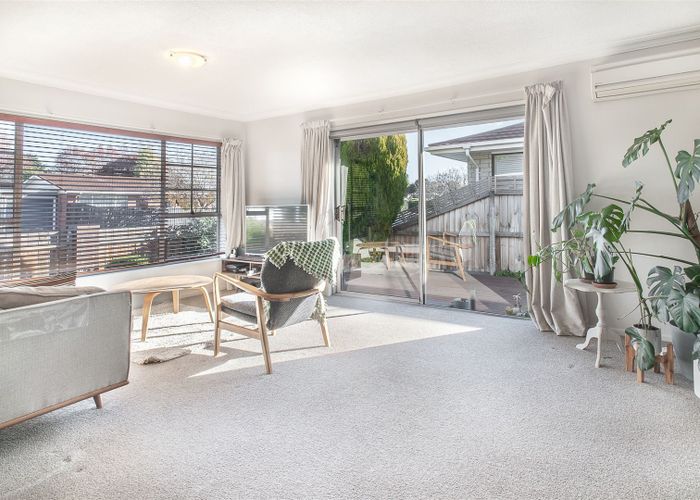  at 7 Apsley Drive, Russley, Christchurch