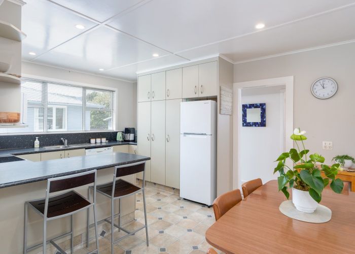  at 100 Clouston Park Road, Clouston Park, Upper Hutt