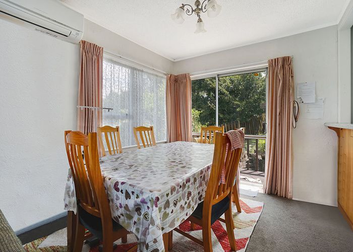  at 13 Robbies Road, Shelly Park, Auckland