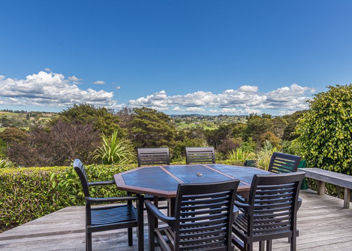  at 32 Blue Heron Rise, Stanmore Bay, Whangaparaoa