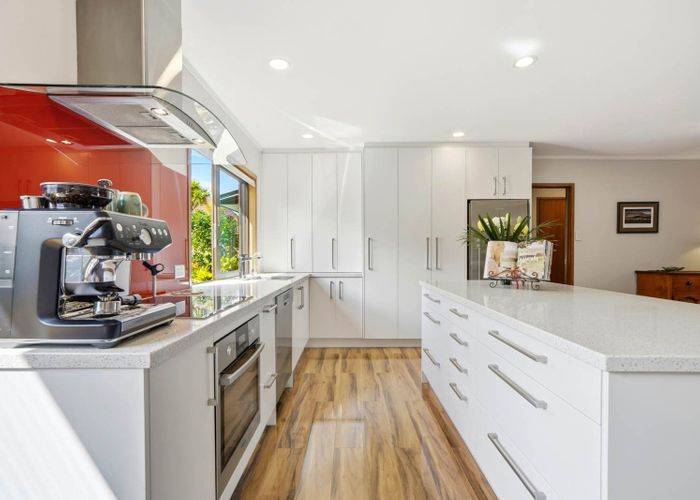  at 7 Juliet Place, Forrest Hill, North Shore City, Auckland