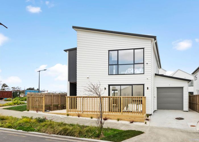 Free property data for 35 Herekino Street, Westgate, Auckland homes.co.nz