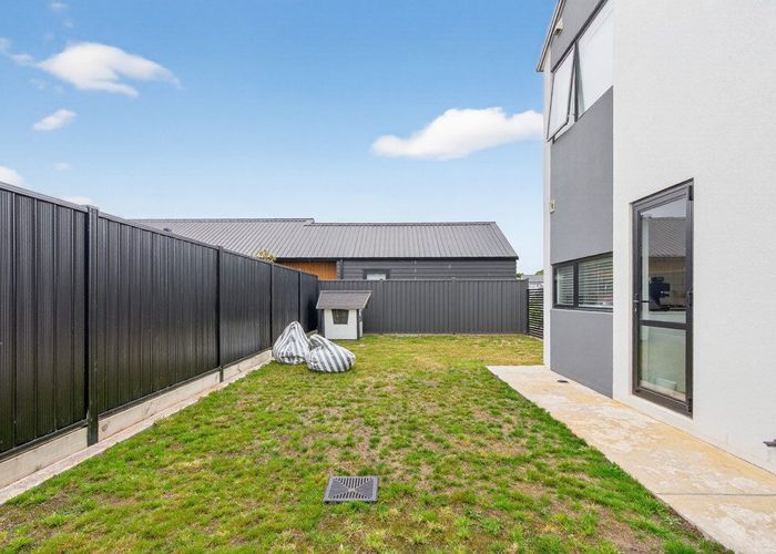  at 2 Balmerino Lane, Wallaceville, Upper Hutt, Wellington