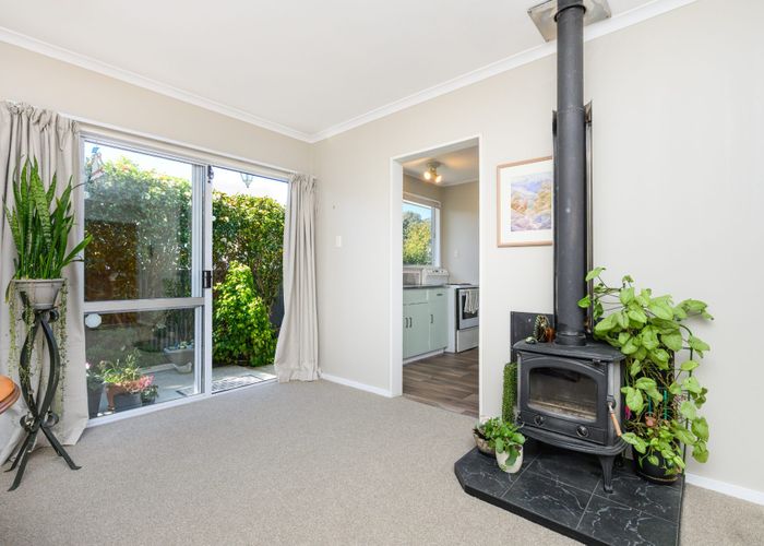  at 9 Drury Street, Cloverlea, Palmerston North, Manawatu / Whanganui