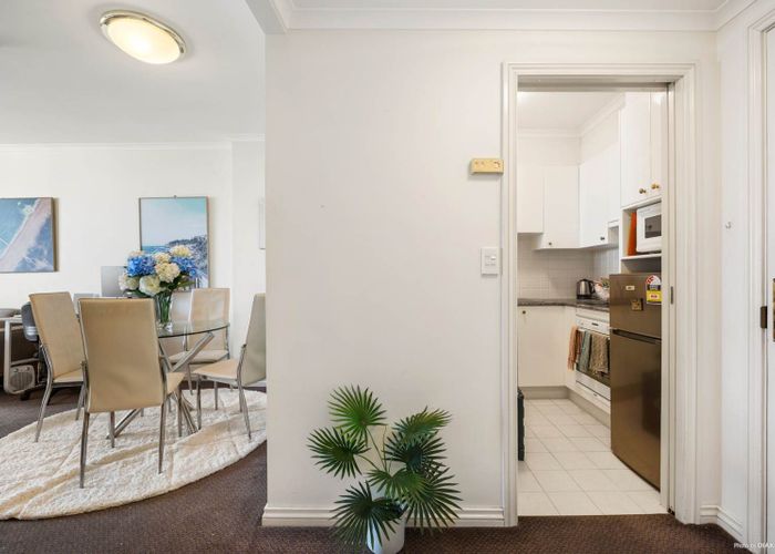  at 1702/8 Albert Street, City Centre, Auckland City, Auckland