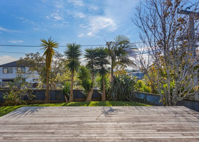  at 31 Sunnyside Road, Sunnyvale, Auckland