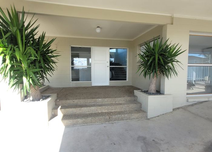  at 3 Moera Place, Stanmore Bay, Rodney, Auckland