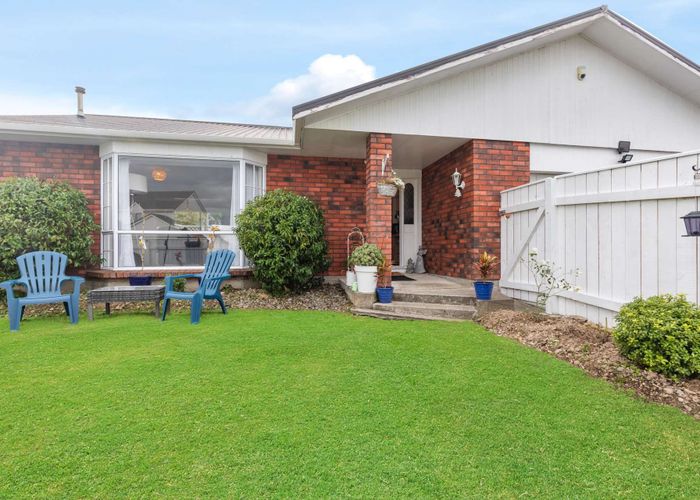  at 5 Rosebank Avenue, Kelvin Grove, Manawatu, Manawatu / Whanganui