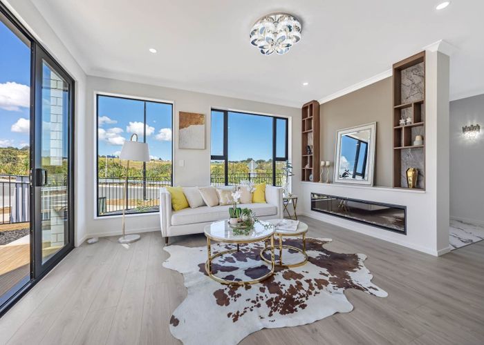  at 31  Hauhake Road, Flat Bush, Manukau City, Auckland