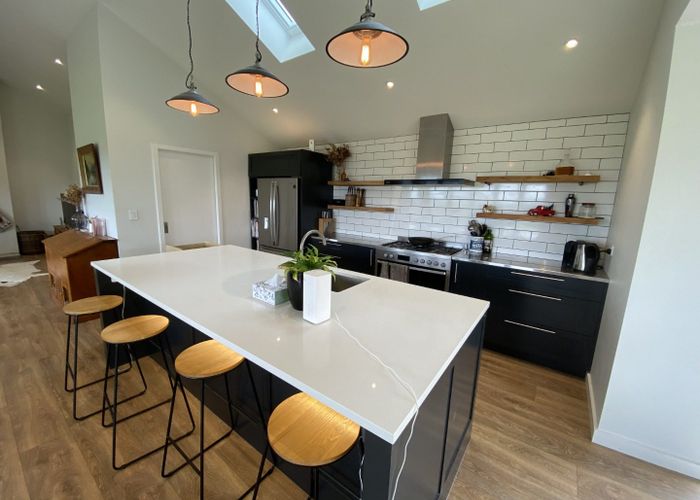  at 8 Dasent Road, Maraekakaho, Hastings, Hawke's Bay