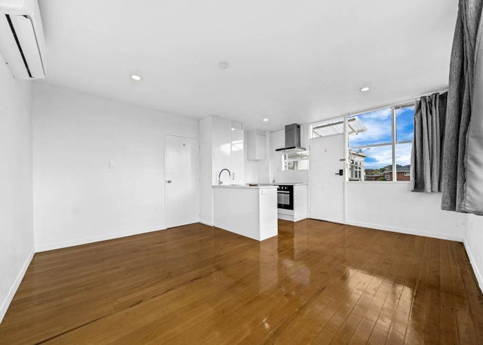  at 4/29 Exminster Street, Blockhouse Bay, Auckland City, Auckland