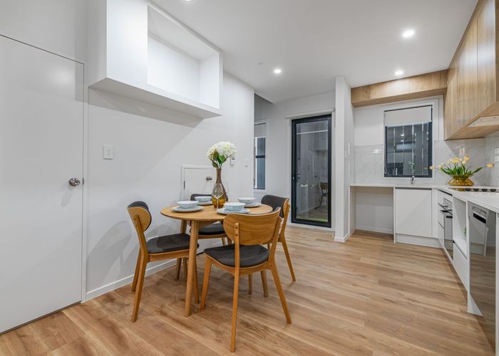  at 5/29 Tudor Road, Henderson, Auckland