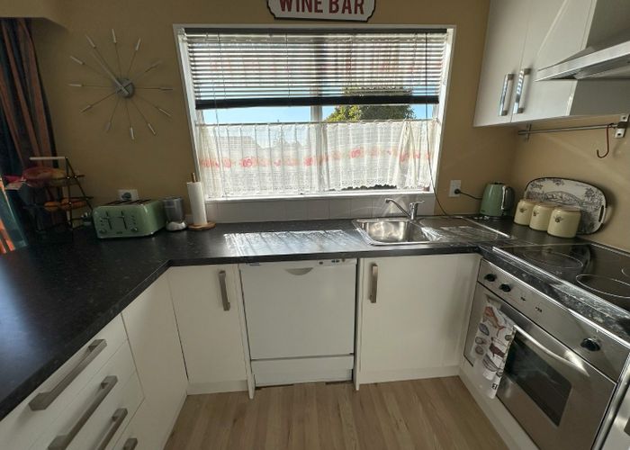  at 8 Campion Road, Waikanae Beach, Kapiti Coast, Wellington