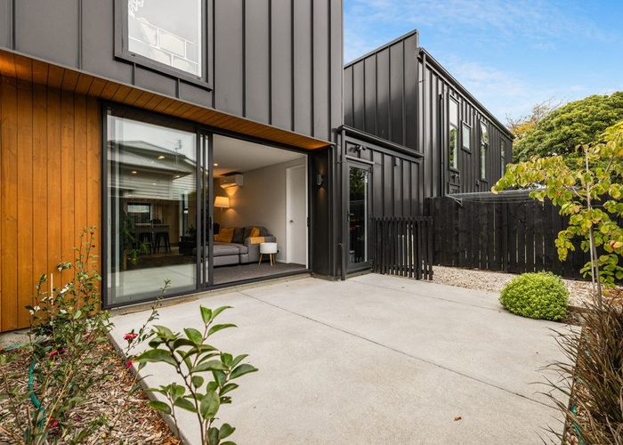  at 2/12 Hume Street, Sydenham, Christchurch City, Canterbury