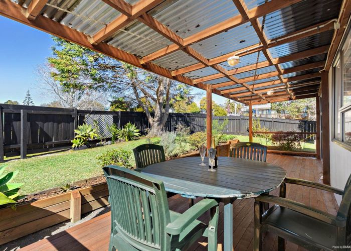  at 2/1 Simon Ellice Drive, Bayview, North Shore City, Auckland