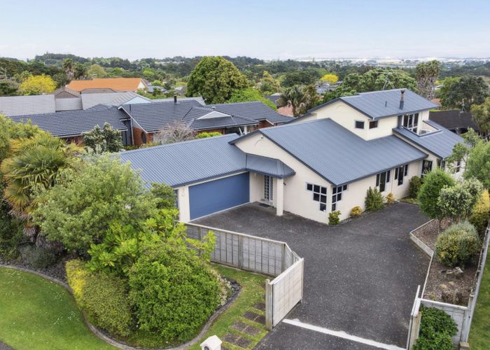  at 32 Kuripaka Crescent, The Gardens, Auckland