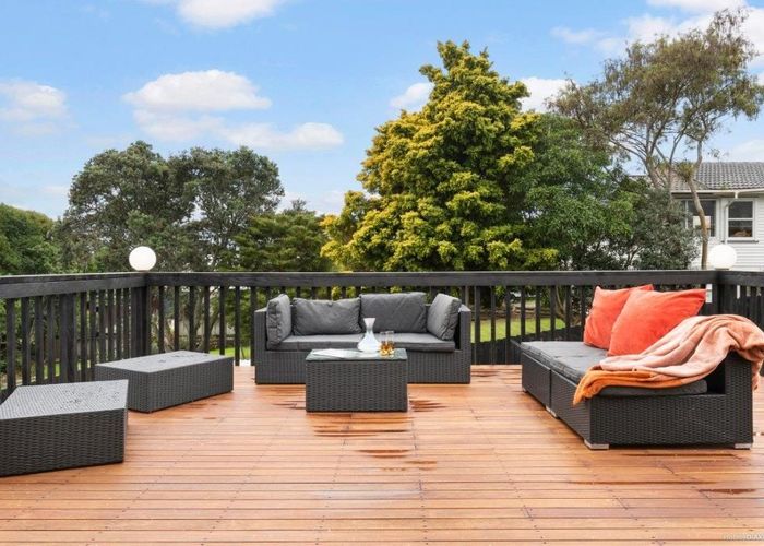  at 21 Rodney Street, Howick, Auckland