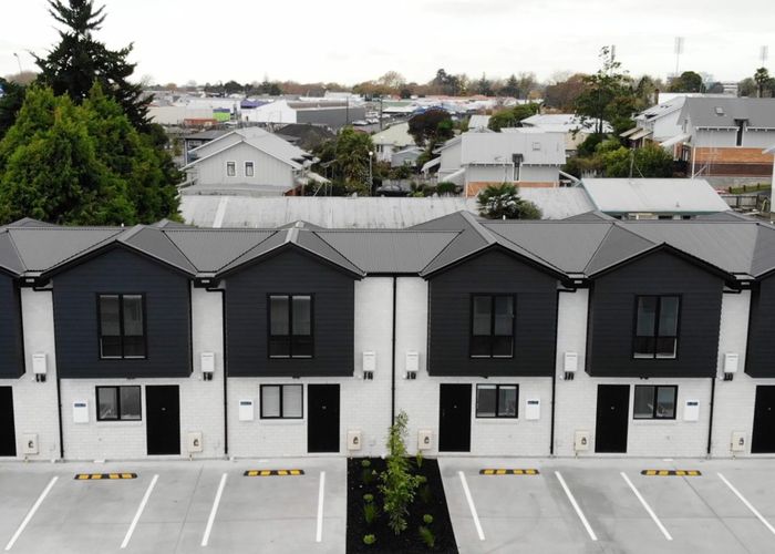  at 10/52 Queens Avenue, Frankton, Hamilton