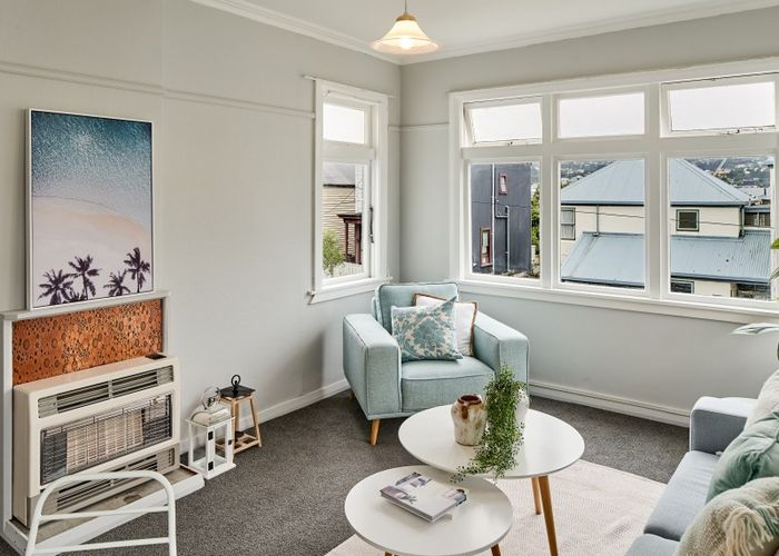  at 2/1 Rixon Grove, Mount Victoria, Wellington