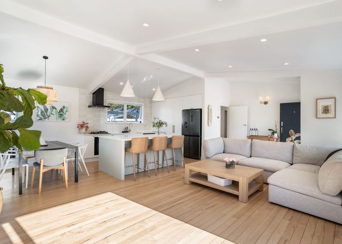 at 42 Kay Drive, Blockhouse Bay, Auckland City, Auckland