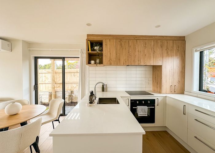  at Townhouse 17, 48 Moire Road, Massey, Waitakere City, Auckland