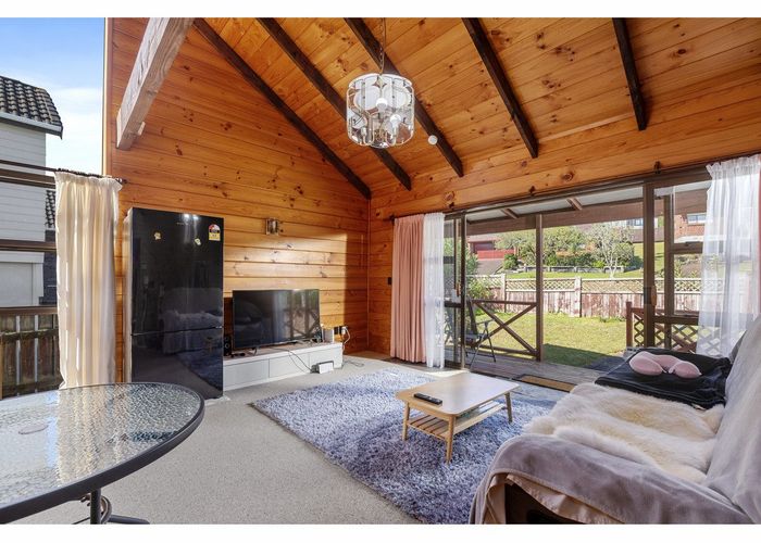  at 56 Kennedy Ave, Forrest Hill, North Shore City, Auckland