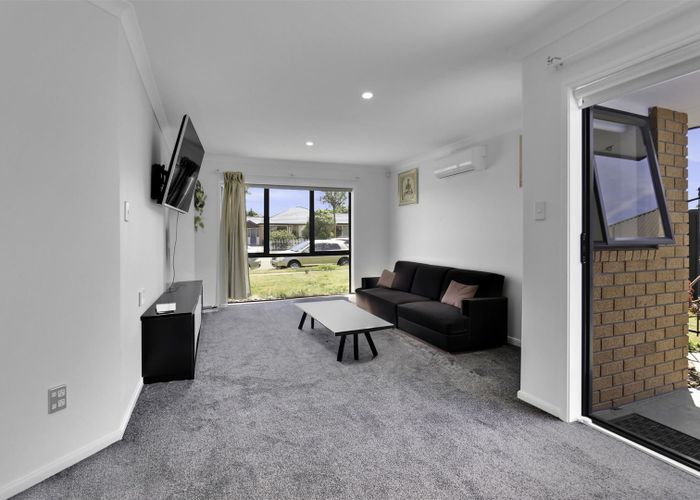  at 516 Bower Avenue, Parklands, Christchurch