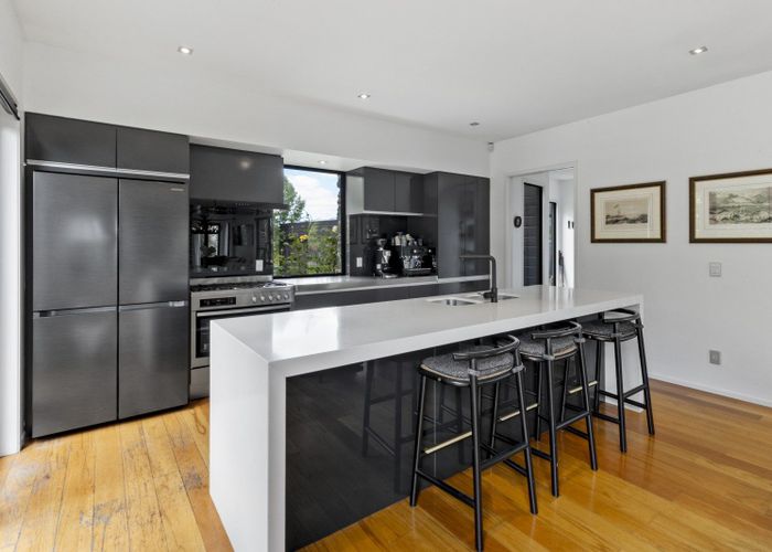  at 8 Bretby Court, Jacks Point, Queenstown-Lakes, Otago