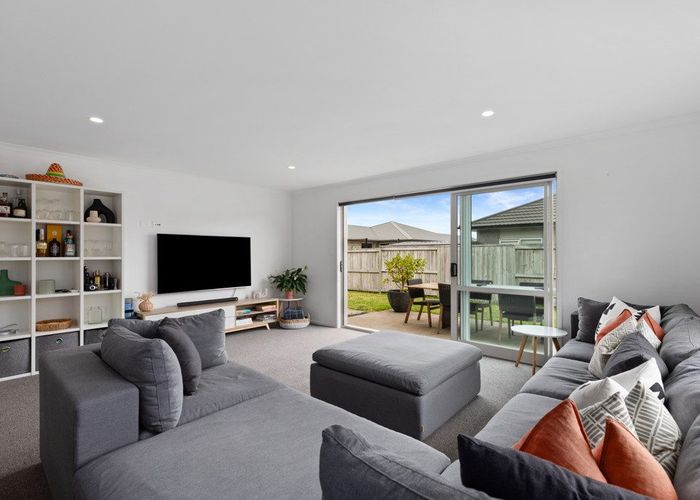  at 19 Naeo Close, Papamoa Beach, Papamoa