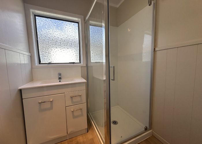  at 1 Etherton Drive, Weymouth, Manukau City, Auckland