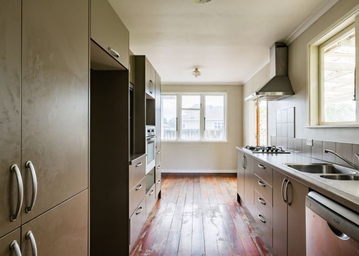  at 14 Haultain Street, Fairfield, Hamilton
