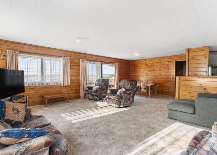  at 22 Rhinevale Close, Henderson, Waitakere City, Auckland