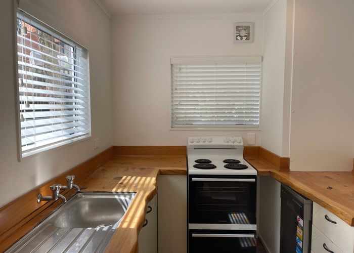  at 24 Junction Rd, Oneroa, Waiheke Island, Auckland