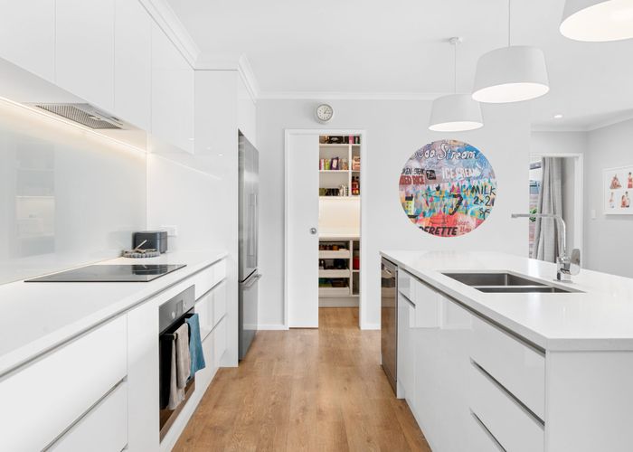  at 5 Glaisdale Crescent, Flagstaff, Hamilton