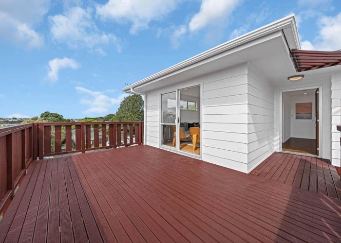  at 6 Celeste Place, Totara Vale, North Shore City, Auckland