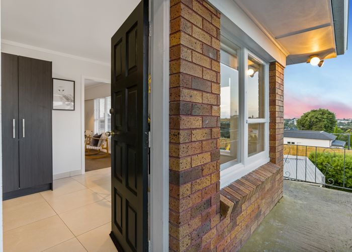  at 4/49 Western Springs Road, Western Springs, Auckland
