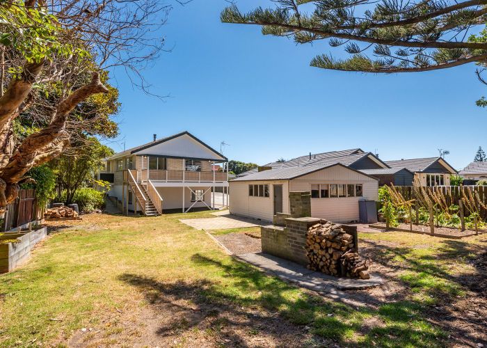  at 198 Tutere Street, Waikanae Beach, Waikanae