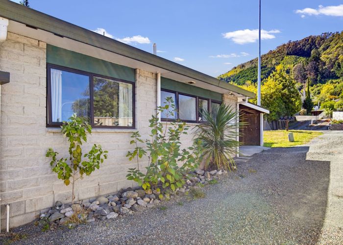  at 1/154 Waimea Road, Nelson South, Nelson, Nelson / Tasman
