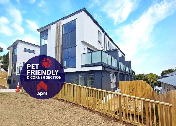  at 8/264 Rangatira Road, Beach Haven, Auckland