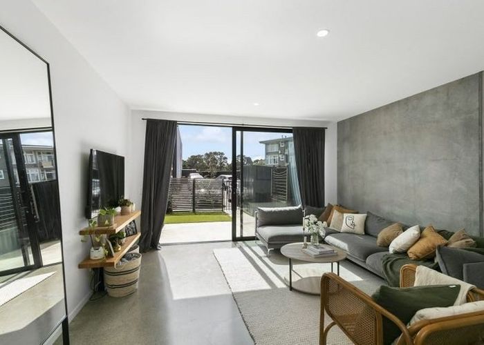  at 439B Jackson Street, Petone, Lower Hutt, Wellington