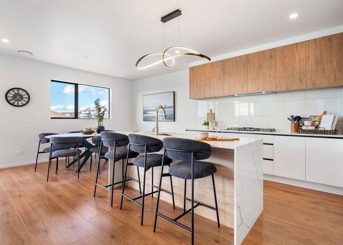  at 25 Baumea Rise, Westgate, Waitakere City, Auckland