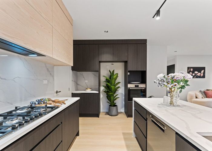  at 8 Breeze Lane, Silverdale, Rodney, Auckland
