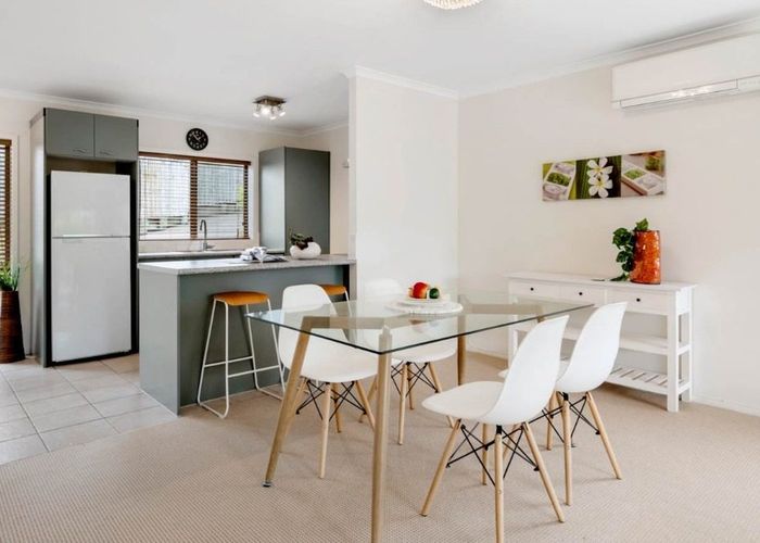  at 5/55 Verbena Road, Birkdale, Auckland