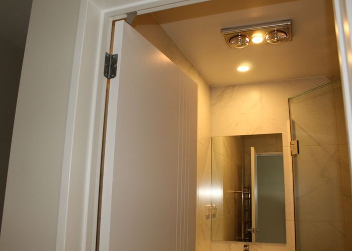  at 5/24 Tara Rd, Henderson, Waitakere City, Auckland