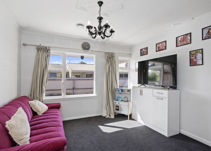  at 2/69 Brockworth Place, Riccarton, Christchurch