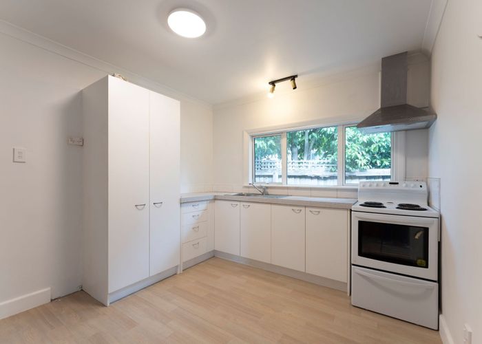  at 1/43 Aorangi Road, Bryndwr, Christchurch