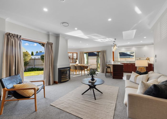  at 128 Lake Terrace Road, Burwood, Christchurch City, Canterbury