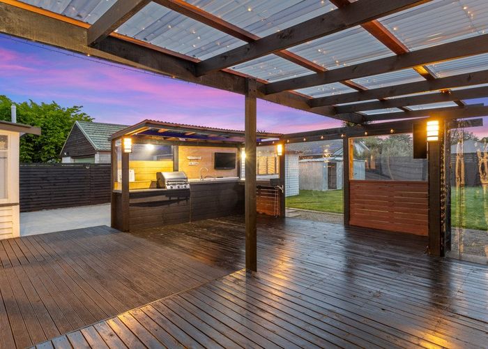  at 69 Coopers Road, Dallington, Christchurch